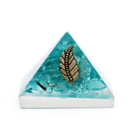 Pyramide d'orgonite SM 25 mm Gemchips et cuivre