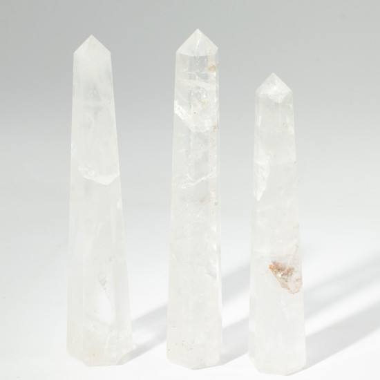 Obélisque à six faces en pierre précieuse, environ 17 cm - Cristal de roche
