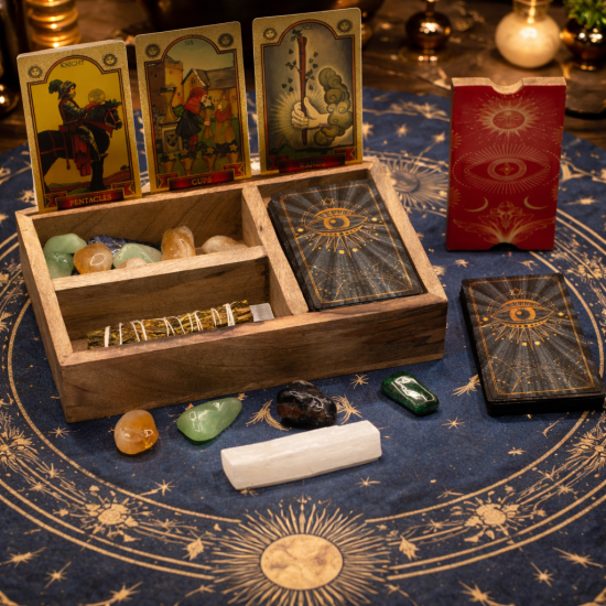 Boîte à tarot à trois compartiments avec porte-cartes