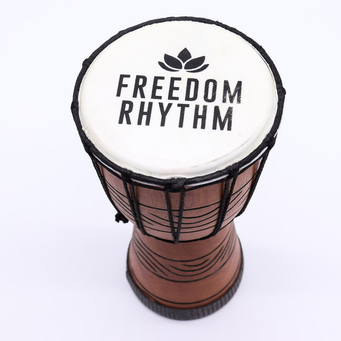 Petit djembé professionnel - Freedom Rhythm (aigu) - Petit 30 cm (15 cm de diamètre)