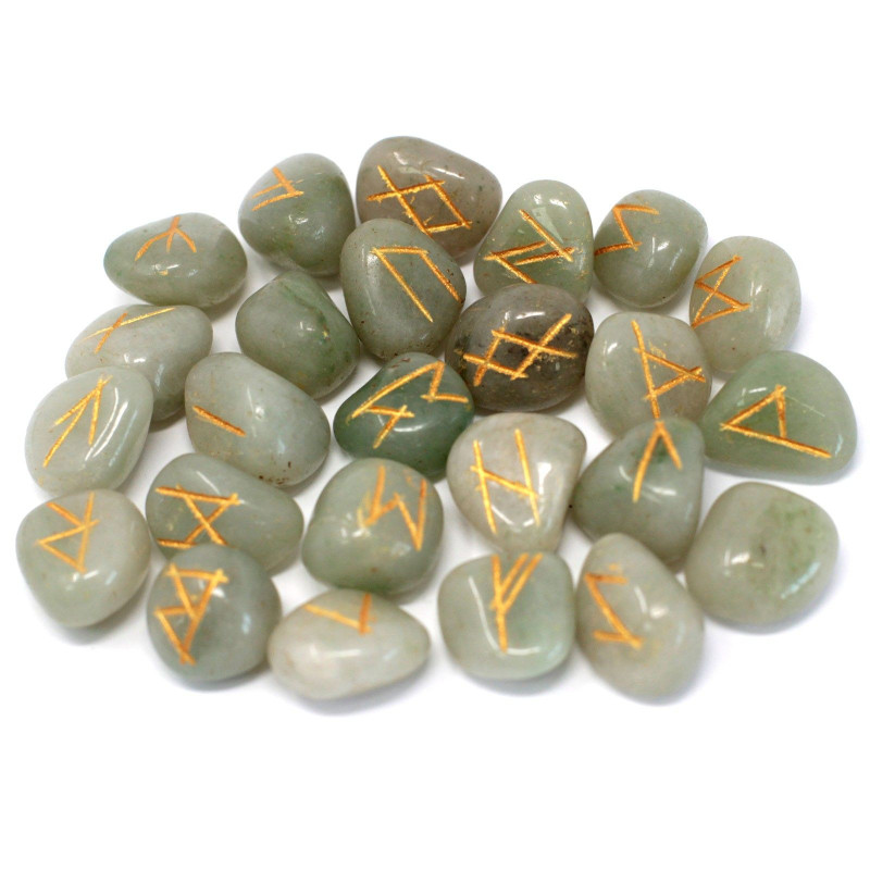 Ensemble de pierres runiques dans une pochette - Aventurine verte