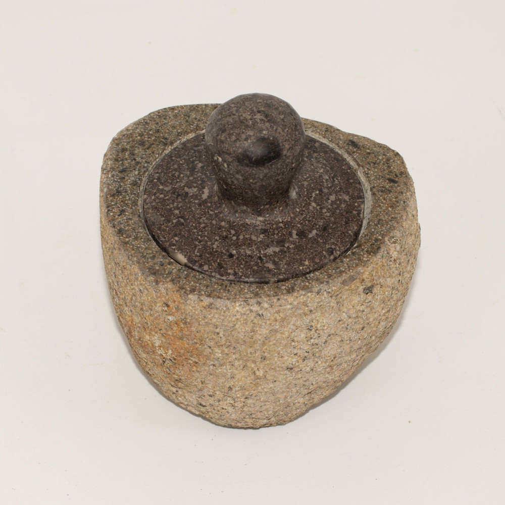 Pot de mise à la terre en pierre de rivière naturelle - Moyen (environ 12 x 8 cm)