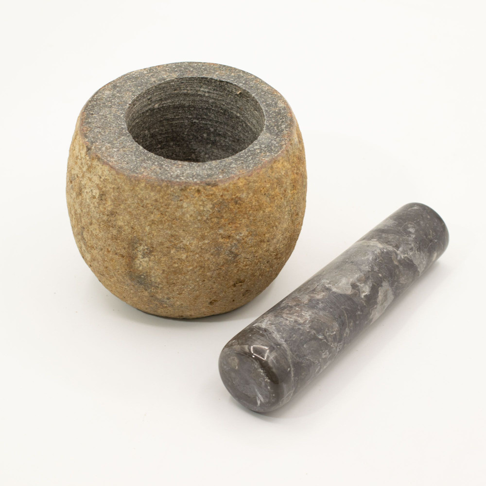 Pilon et mortier décoratifs en pierre de rivière naturelle - Petit (env. 9x7cm)