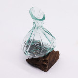 Mini carafe décorative en verre fondu sur bois 24 cm