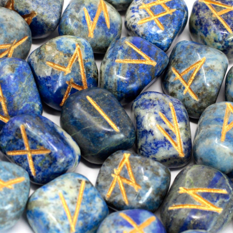 Ensemble de pierres runiques dans une pochette - Lapis