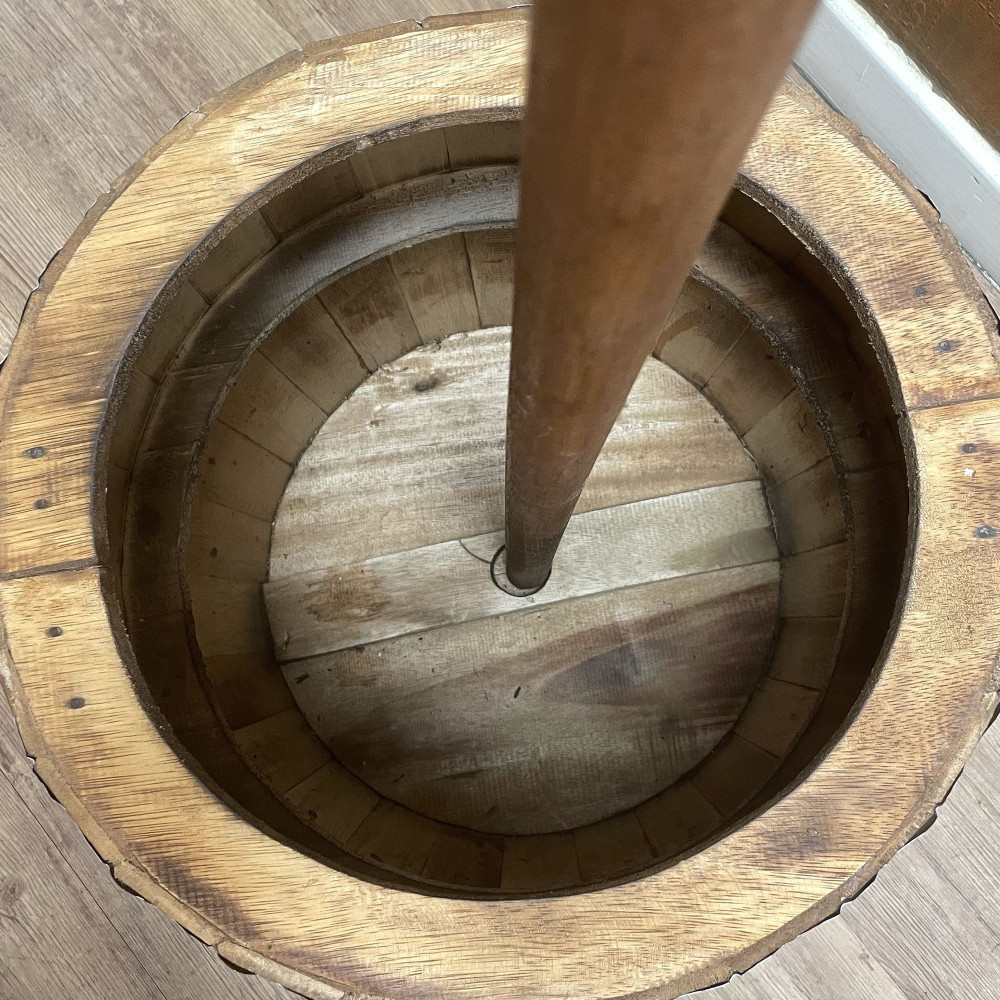 Table d'appoint et support pour parasol en tonneau de bière - Bois naturel 60 x 48,5 cm