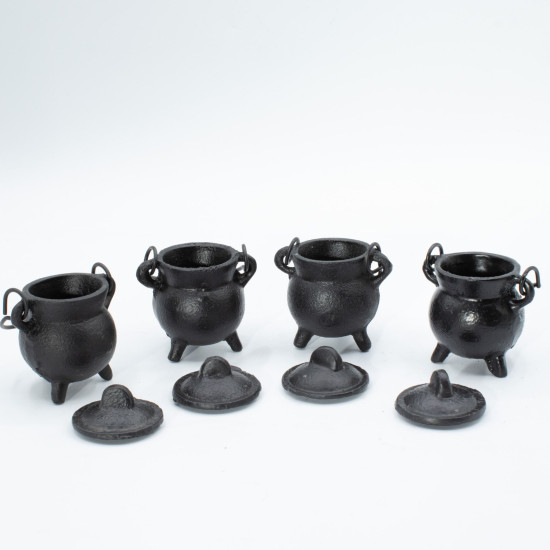 Chaudrons en fonte extra petits 5x7cm