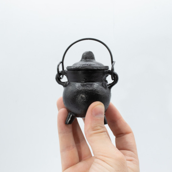 Chaudrons en fonte extra petits 5x7cm