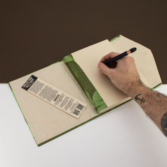 Carnet Lokta Bold Floral - Grand format (21 x 15 cm) - 45 feuilles - Marque-page inclus - Vert mousse