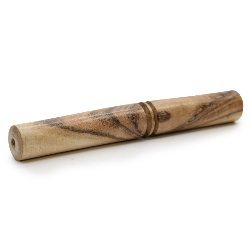Petit bâton en bois poli uni