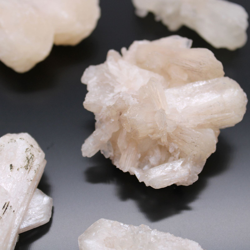 Combinaison de stilbite et d'appophylite 20-30 mm