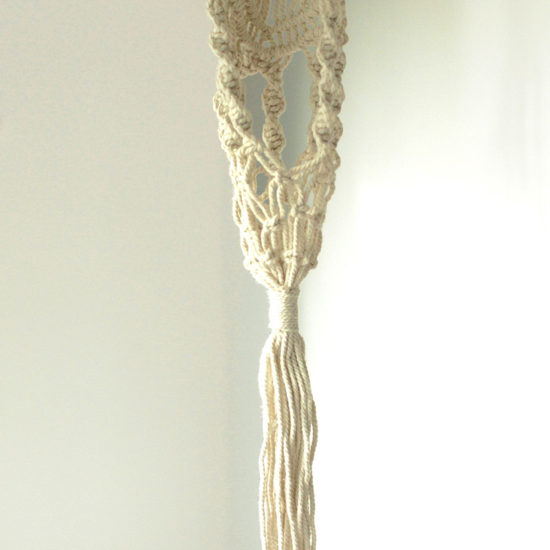 Manique en macramé - Longue avec anneau en rotin