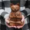 Brûle-encens en bois sculpté - Grand chat yoga
