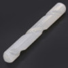 Baguette spirale en sélénite - 16 cm (arrondie aux deux extrémités)