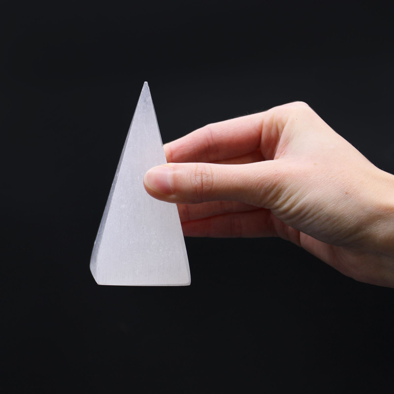 Pyramide de sélénite - 10 cm