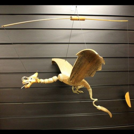Grand mobile dragon en noix de coco 46 cm