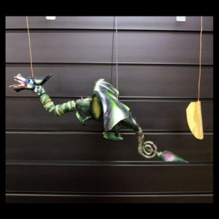Grand mobile dragon vert noix de coco 46 cm