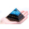 Pyramide Orgonite - Turquoise et Tourmaline Noire - 70 mm