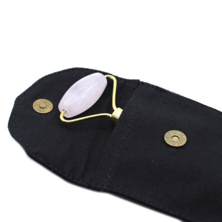 Rouleau de massage pour le visage en pierres précieuses - Quartz rose