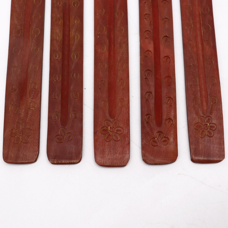 Cendrier en bois de manguier sculpté 10"