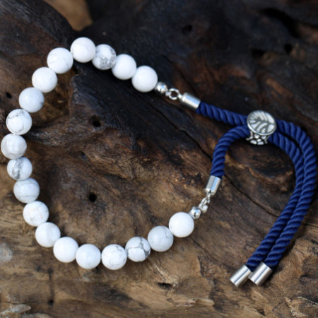 Bracelet en fil bleu marine plaqué argent 925 avec pierres précieuses - Howlite blanche