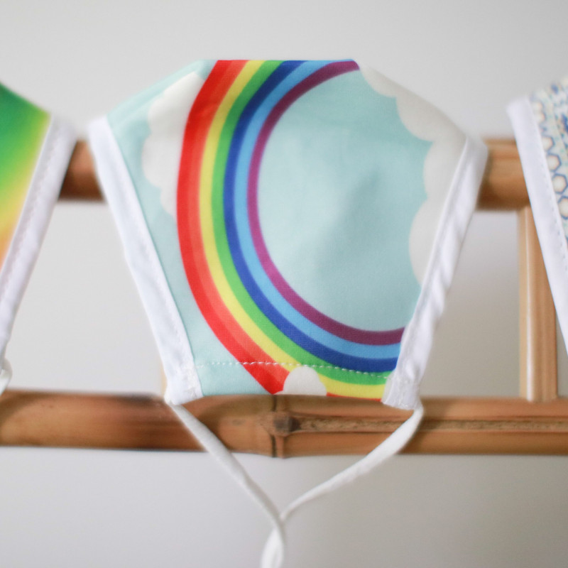 Masque réutilisable tendance - Arc-en-ciel (adulte)