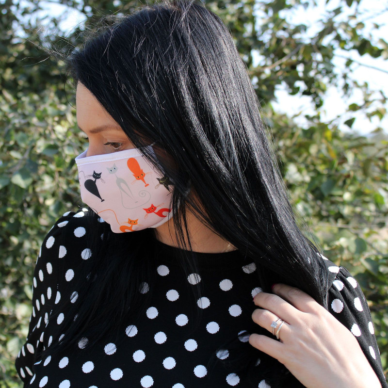 Masque réutilisable tendance - Chats roses (adulte)