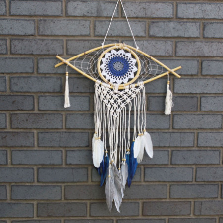 Capteur de rêves de protection - œil en macramé moyen blanc/bleu/gris