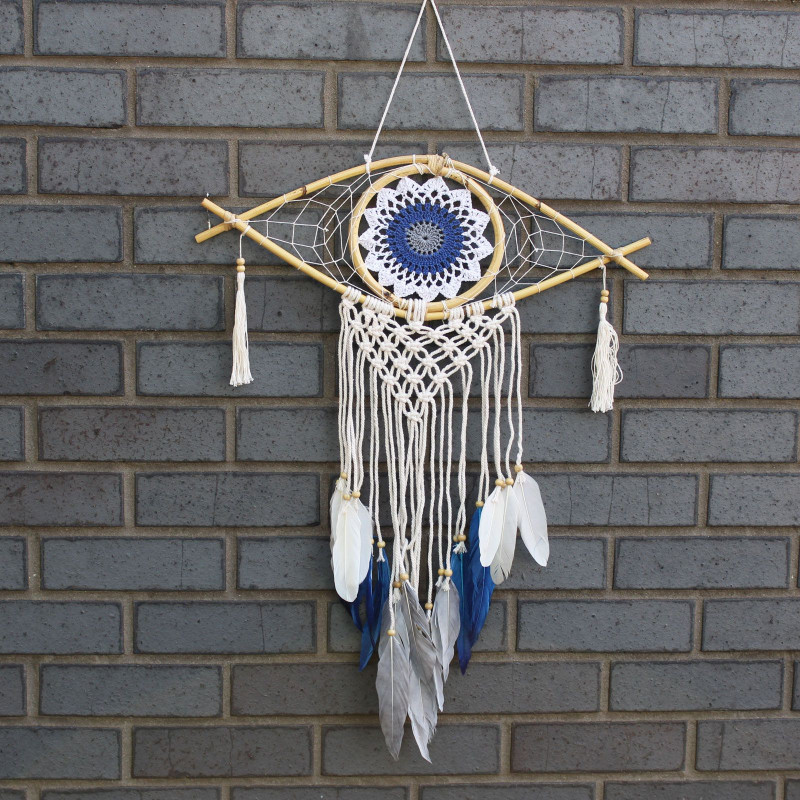 Capteur de rêves de protection - œil en macramé moyen blanc/bleu/gris