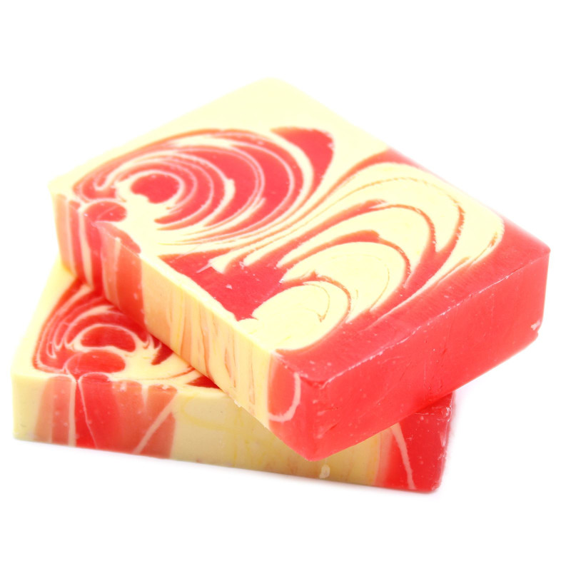 Savon artisanal - Fraise - Tranche 115g environ