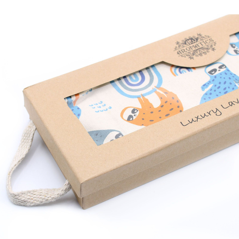 Sac de blé lavande de luxe dans un coffret cadeau - Lazy Sloth