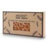 Oreiller pour les yeux en coton naturel lavande et juco dans un coffret cadeau - Girafe de Madagascar