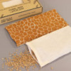 Oreiller pour les yeux en coton naturel lavande et juco dans un coffret cadeau - Girafe de Madagascar