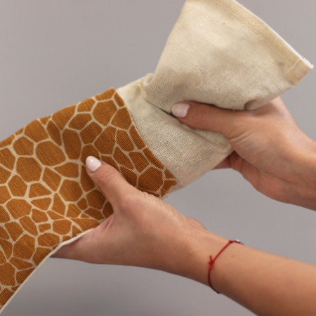 Coussin pour les yeux en coton naturel lavande et juco dans un coffret cadeau - Night Leopard